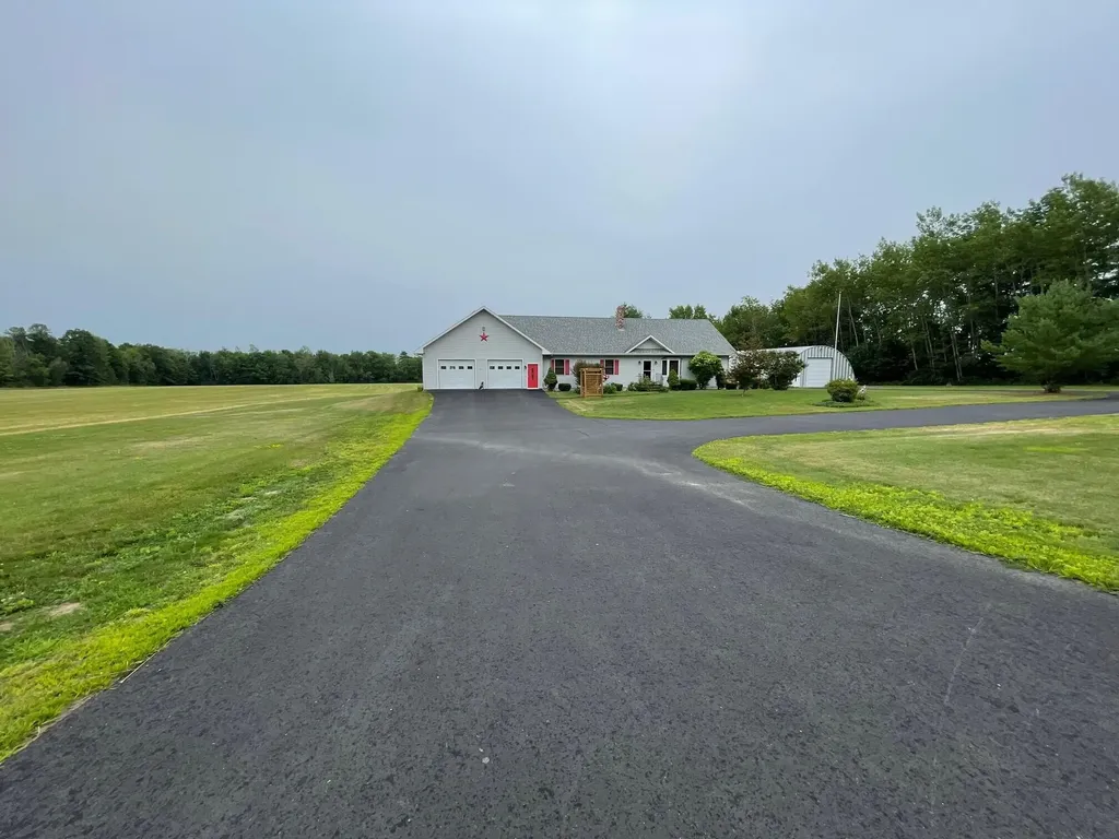 355 Williams Road Newport ME 04953
