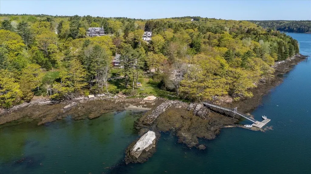 41 Bens Landing Road Boothbay ME 04537