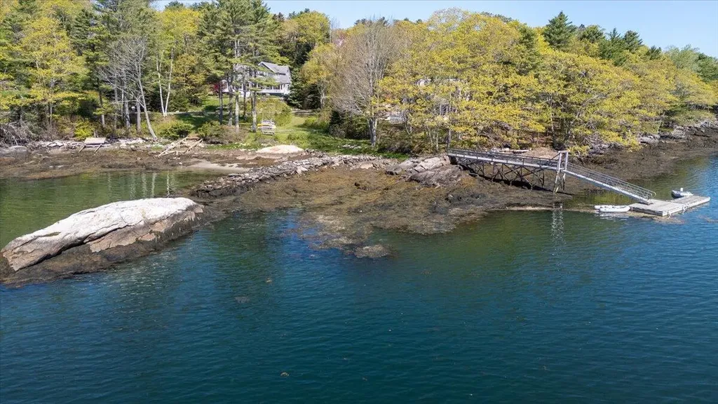 41 Bens Landing Road Boothbay ME 04537