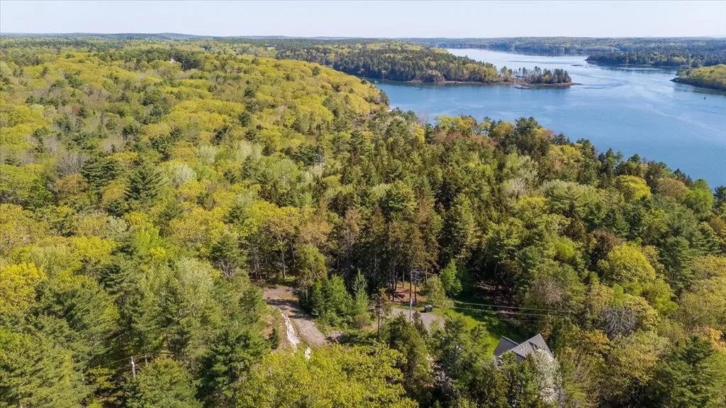41 Bens Landing Road Boothbay ME 04537