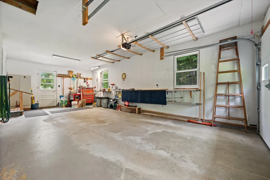 4 Birchlawn Drive Lamoine ME 04605