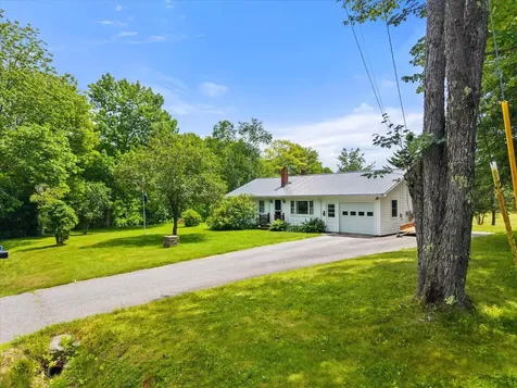 4 Birchlawn Drive Lamoine ME 04605