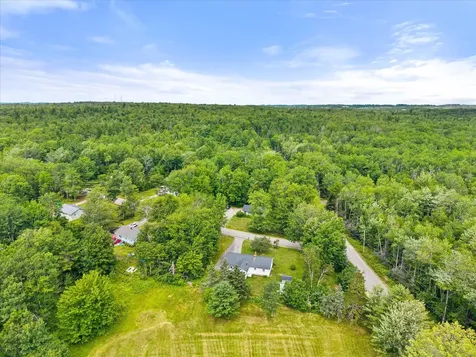 4 Birchlawn Drive Lamoine ME 04605