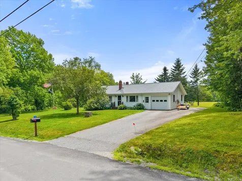 4 Birchlawn Drive Lamoine ME 04605