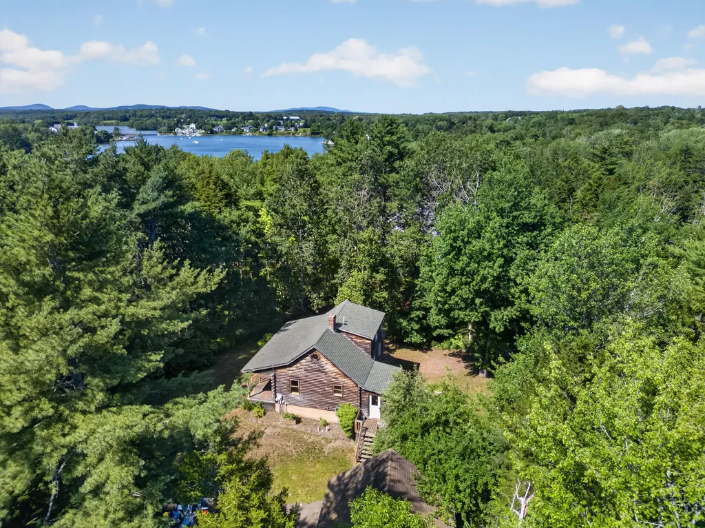 140 Hayden Point Road South Thomaston ME 04858