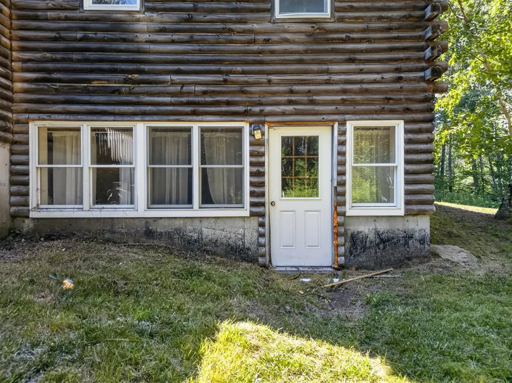 140 Hayden Point Road South Thomaston ME 04858