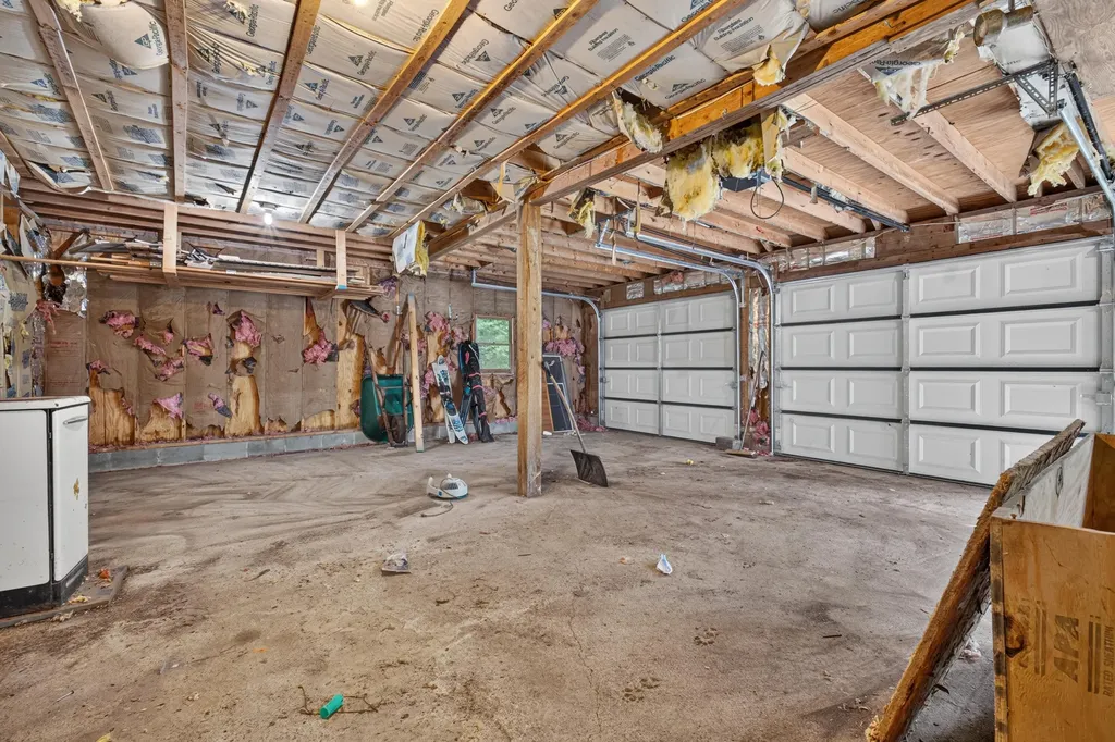 140 Hayden Point Road South Thomaston ME 04858