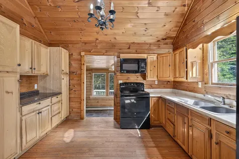 140 Hayden Point Road South Thomaston ME 04858