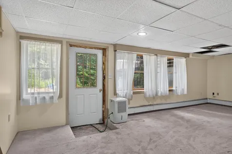 140 Hayden Point Road South Thomaston ME 04858