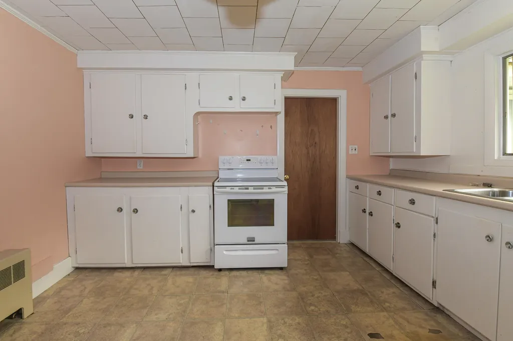 67 Johnson Waterford ME 04088