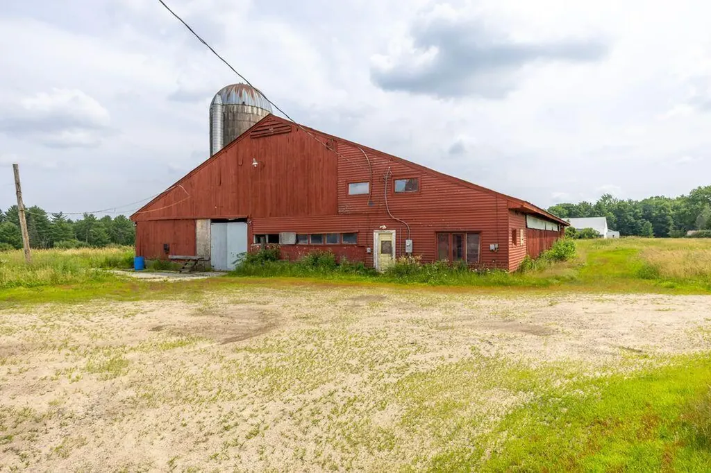 697 Sokokis Avenue Limington ME 04049