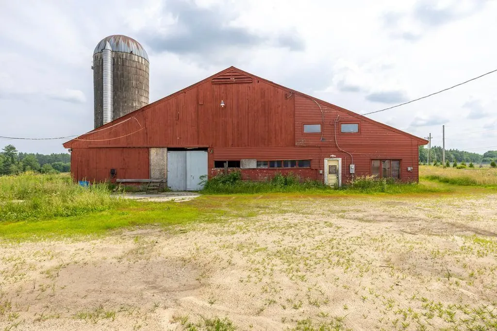 697 Sokokis Avenue Limington ME 04049