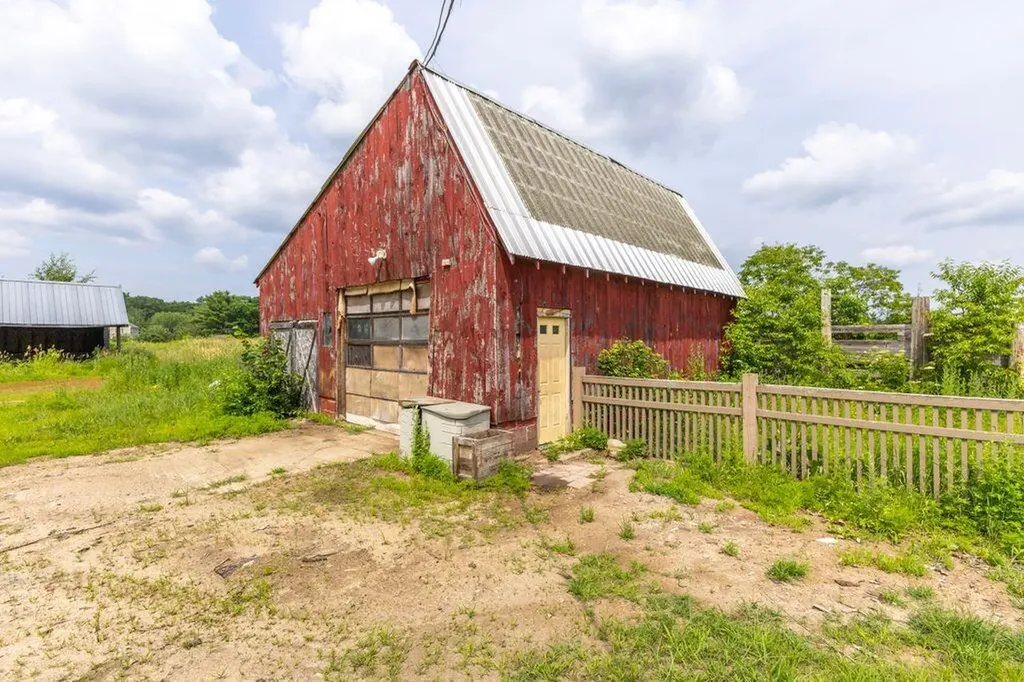 697 Sokokis Avenue Limington ME 04049