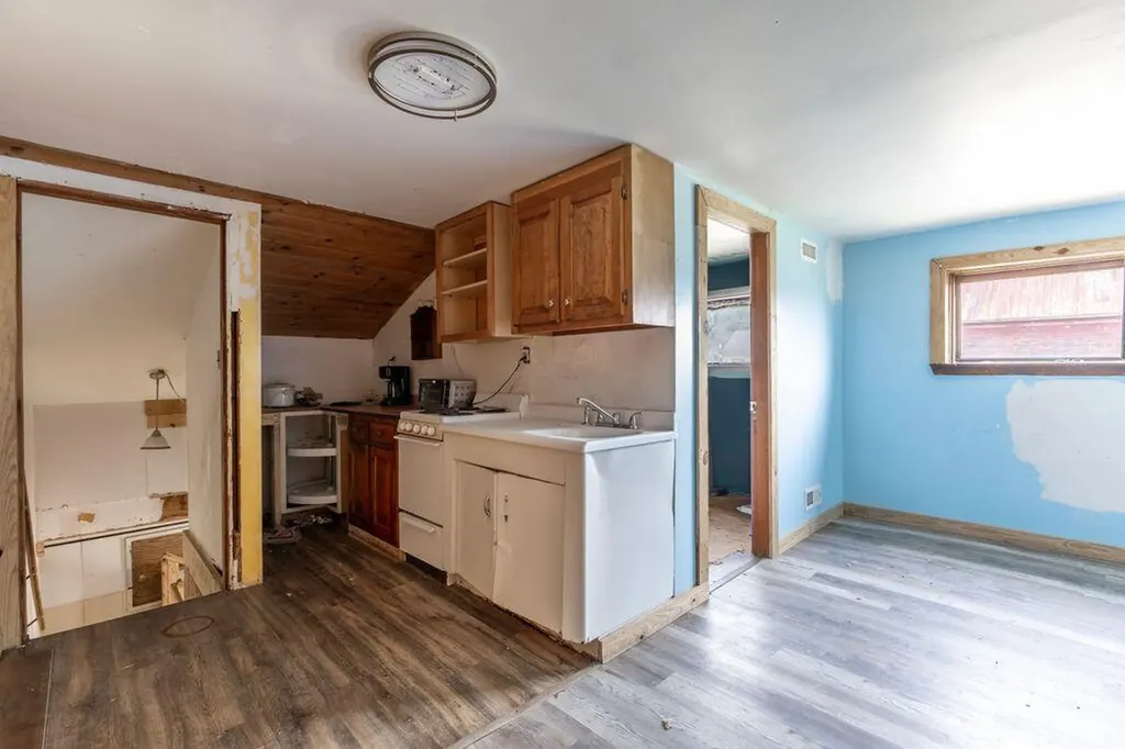 697 Sokokis Avenue Limington ME 04049