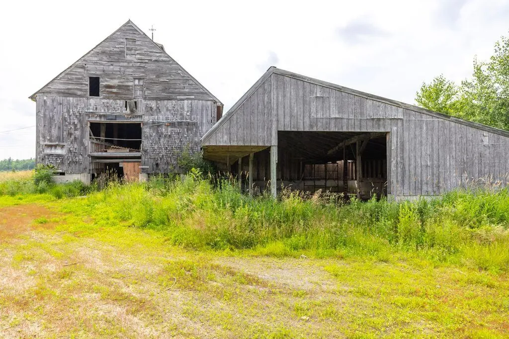 697 Sokokis Avenue Limington ME 04049
