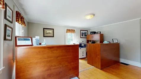 62 Main Street Topsham ME 04086