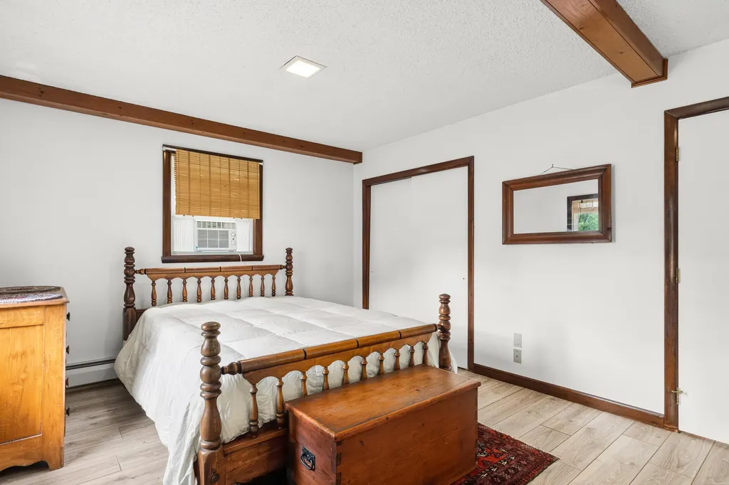 529 Bay Road Bowdoinham ME 04008