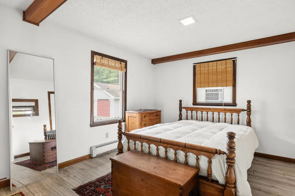 529 Bay Road Bowdoinham ME 04008