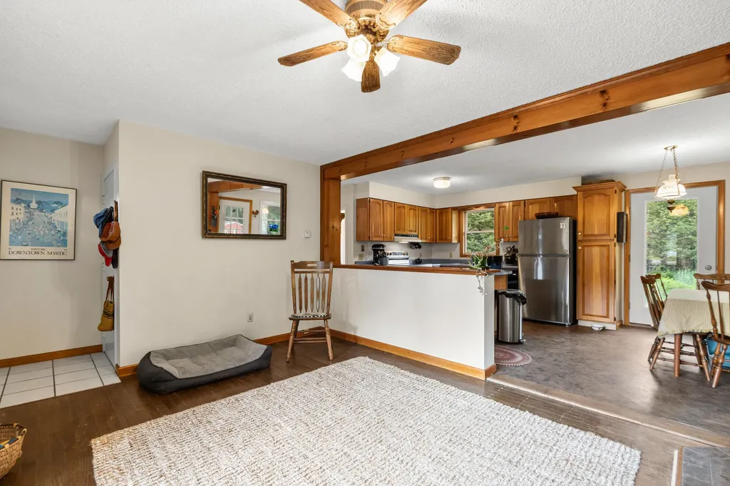 529 Bay Road Bowdoinham ME 04008