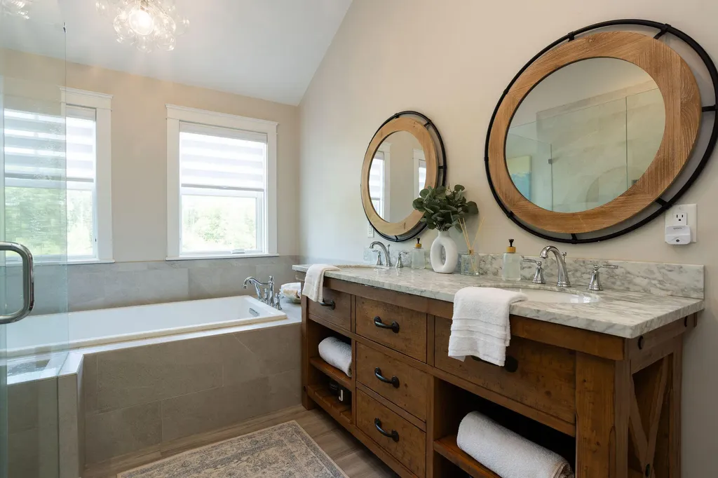 337 Pine Hill Road York ME 03902