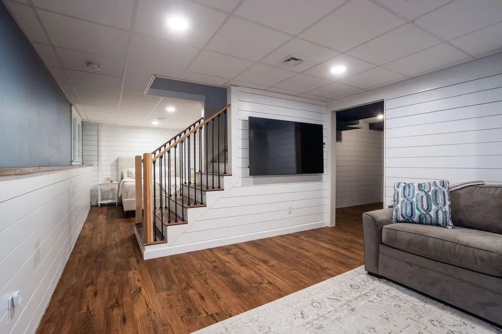 337 Pine Hill Road York ME 03902