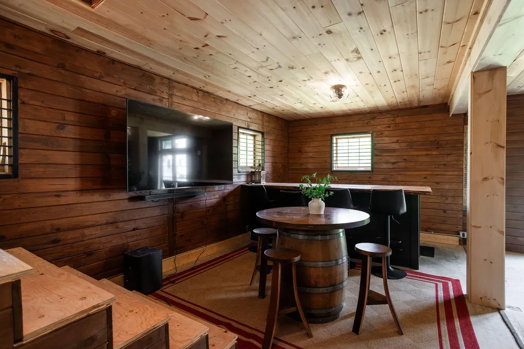 337 Pine Hill Road York ME 03902