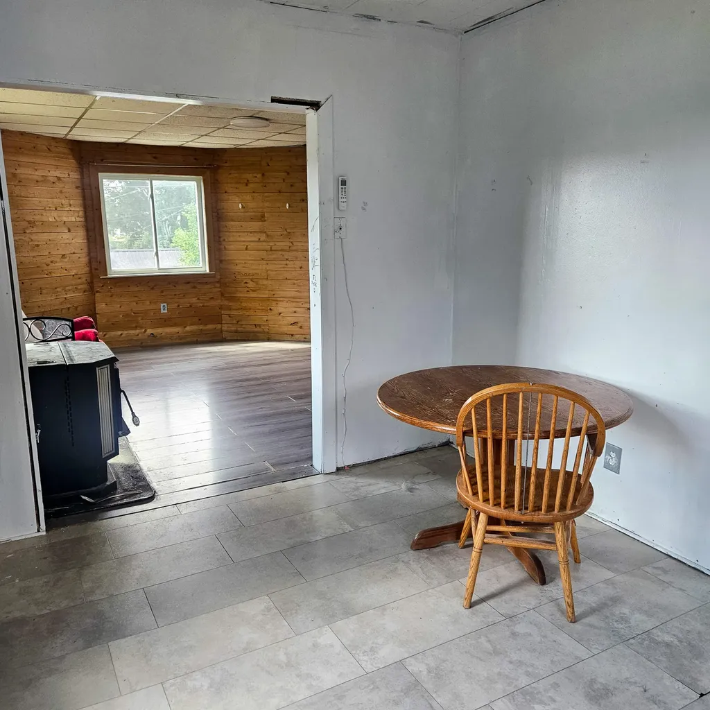 1 Elm Street East Millinocket ME 04430