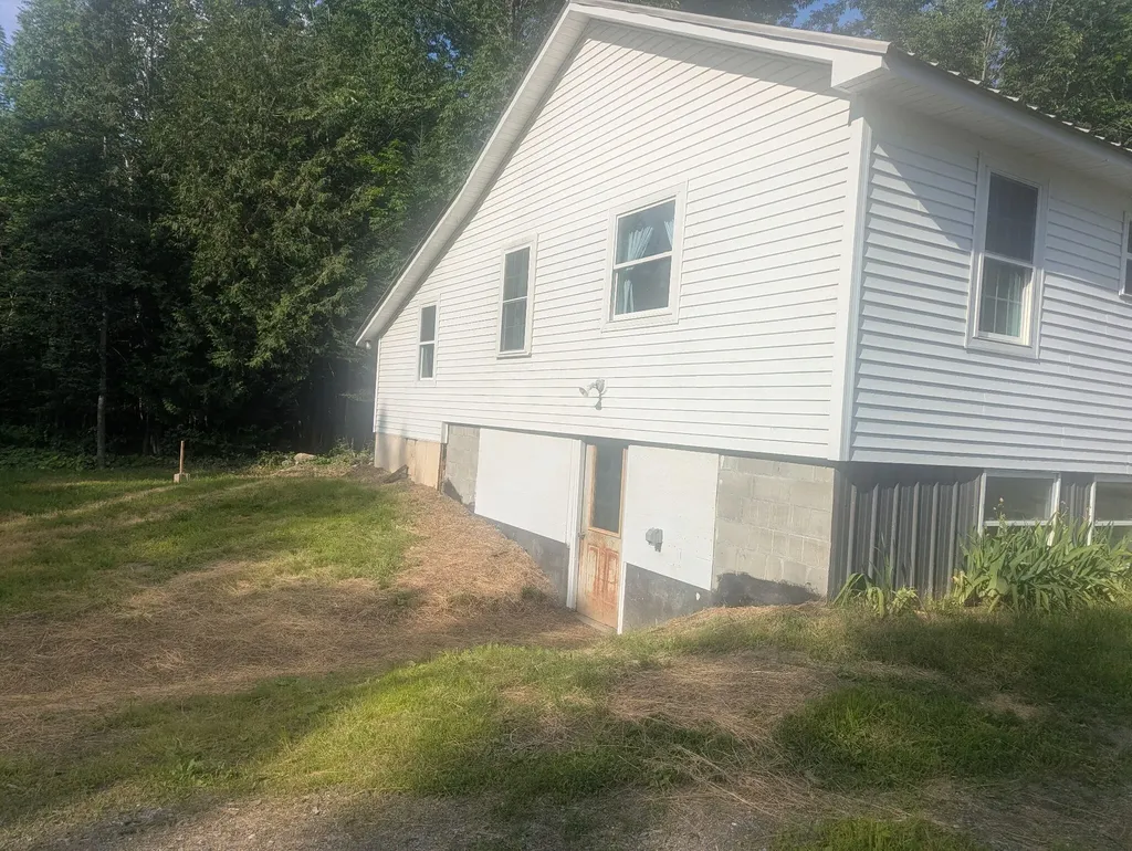 640 Dover Road Dexter ME 04930