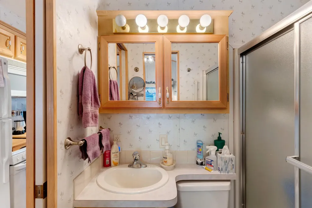 1 Robinson Way Kennebunk ME 04043