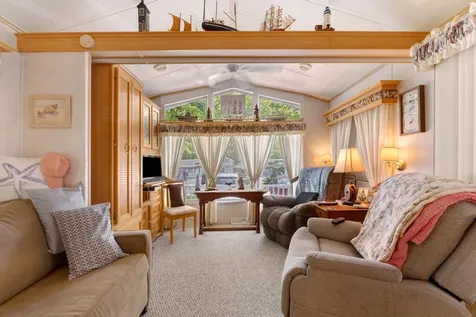 1 Robinson Way Kennebunk ME 04043