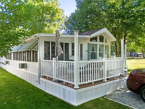 1 Robinson Way Kennebunk ME 04043