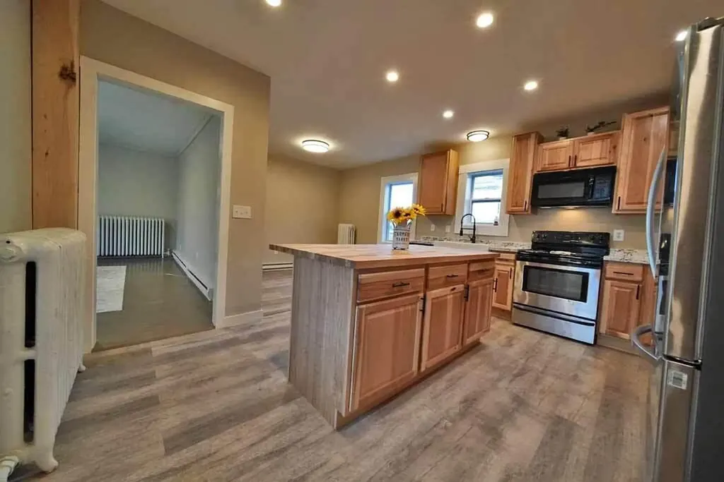 10 Kelleran Street Houlton ME 04730