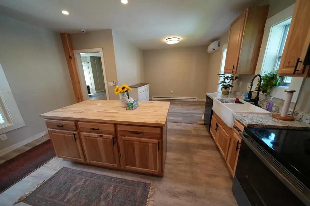 10 Kelleran Street Houlton ME 04730