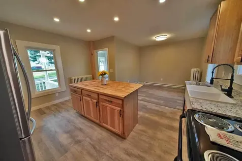 10 Kelleran Street Houlton ME 04730