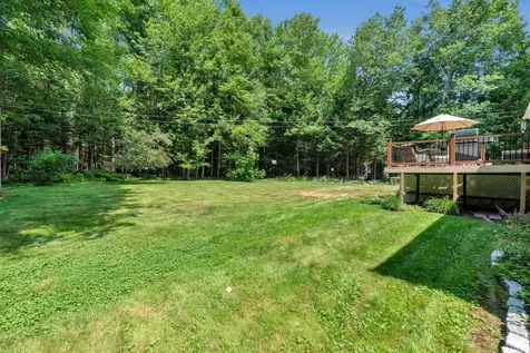 19 Crystal Lane Cumberland ME 04021