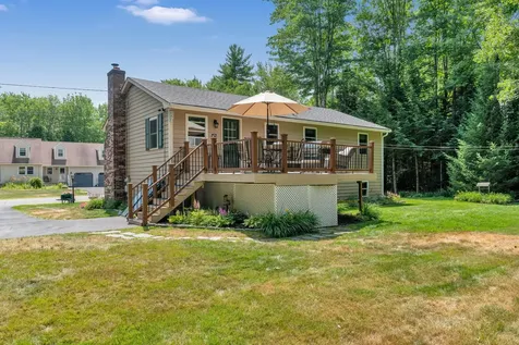 19 Crystal Lane Cumberland ME 04021