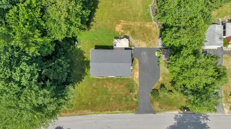 19 Crystal Lane Cumberland ME 04021