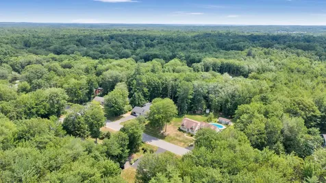19 Crystal Lane Cumberland ME 04021