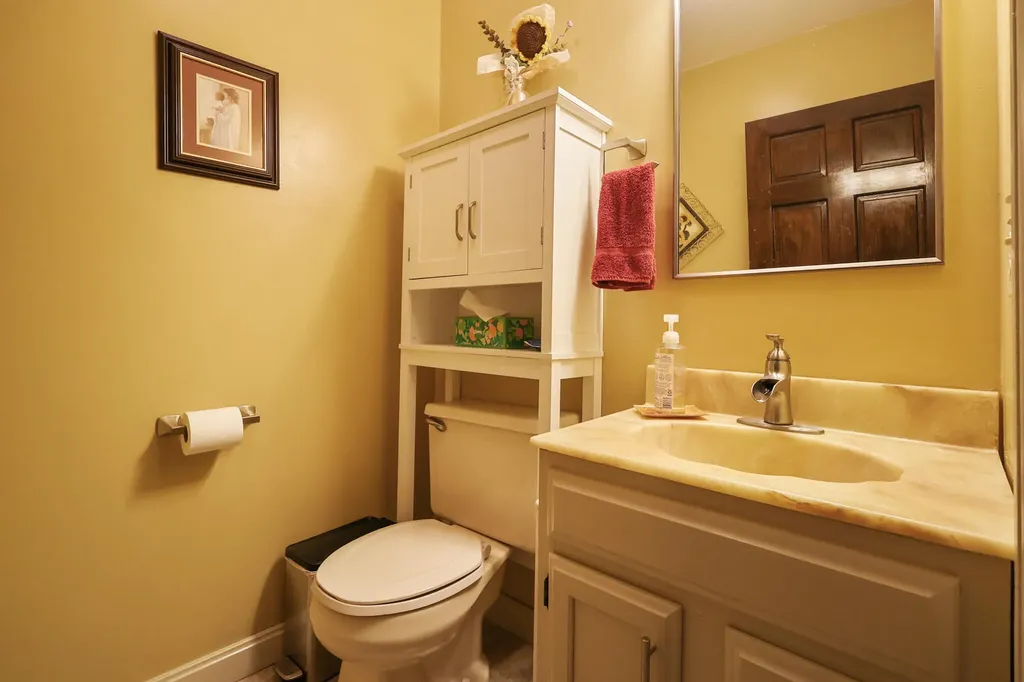 352 Madawaska Avenue Pittsfield ME 04967