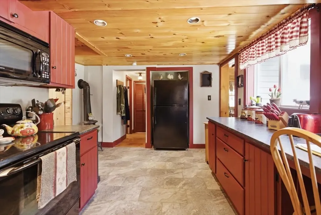292 N Bridgton Road Bridgton ME 04009