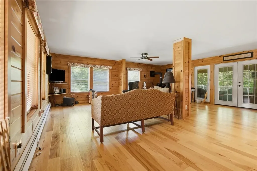 292 N Bridgton Road Bridgton ME 04009