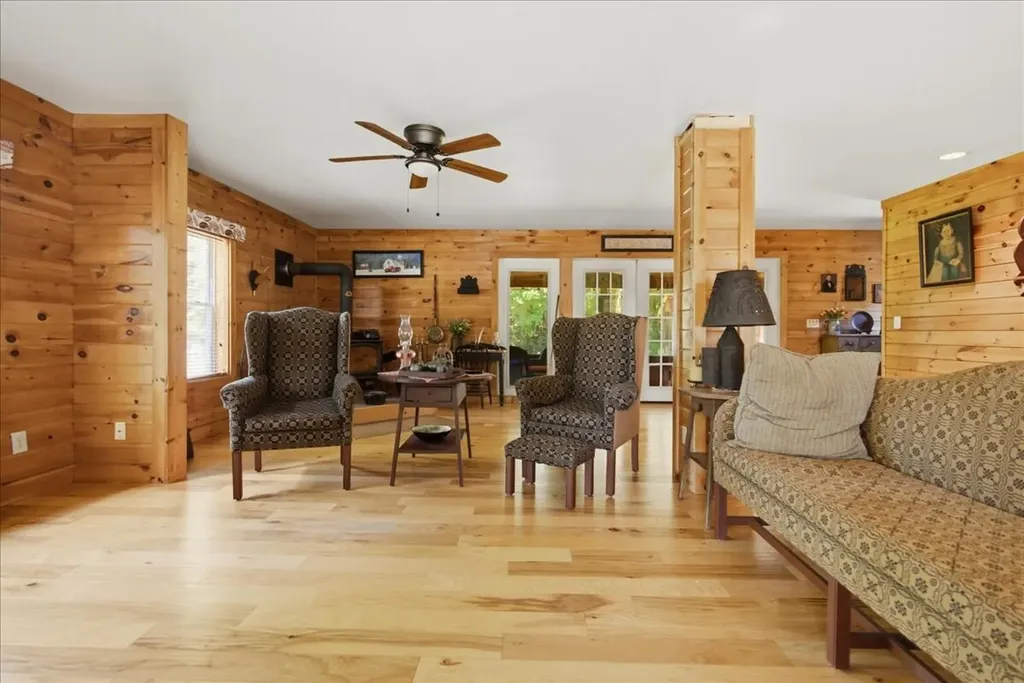 292 N Bridgton Road Bridgton ME 04009