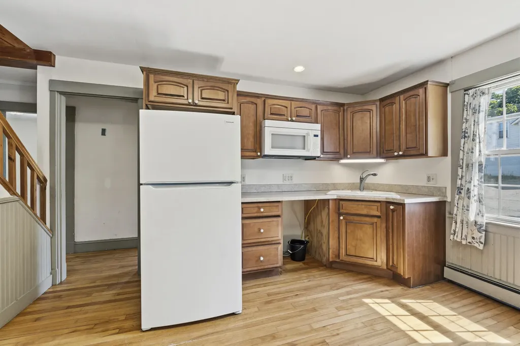 5 Pine Street Augusta ME 04330