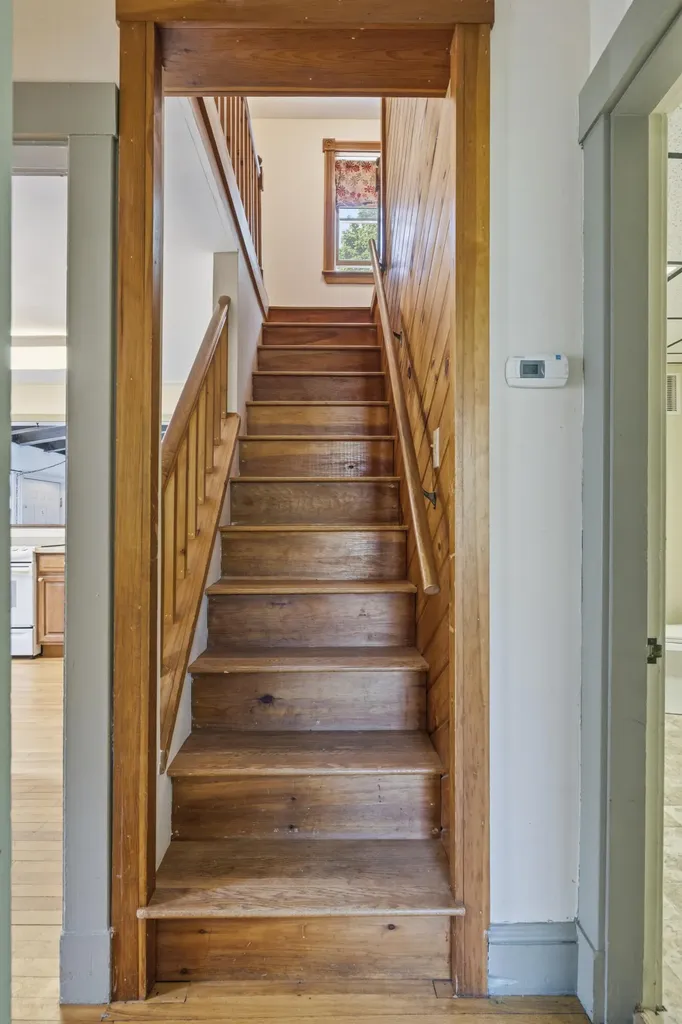 5 Pine Street Augusta ME 04330
