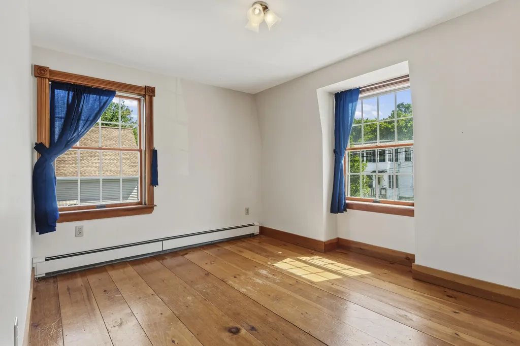 5 Pine Street Augusta ME 04330