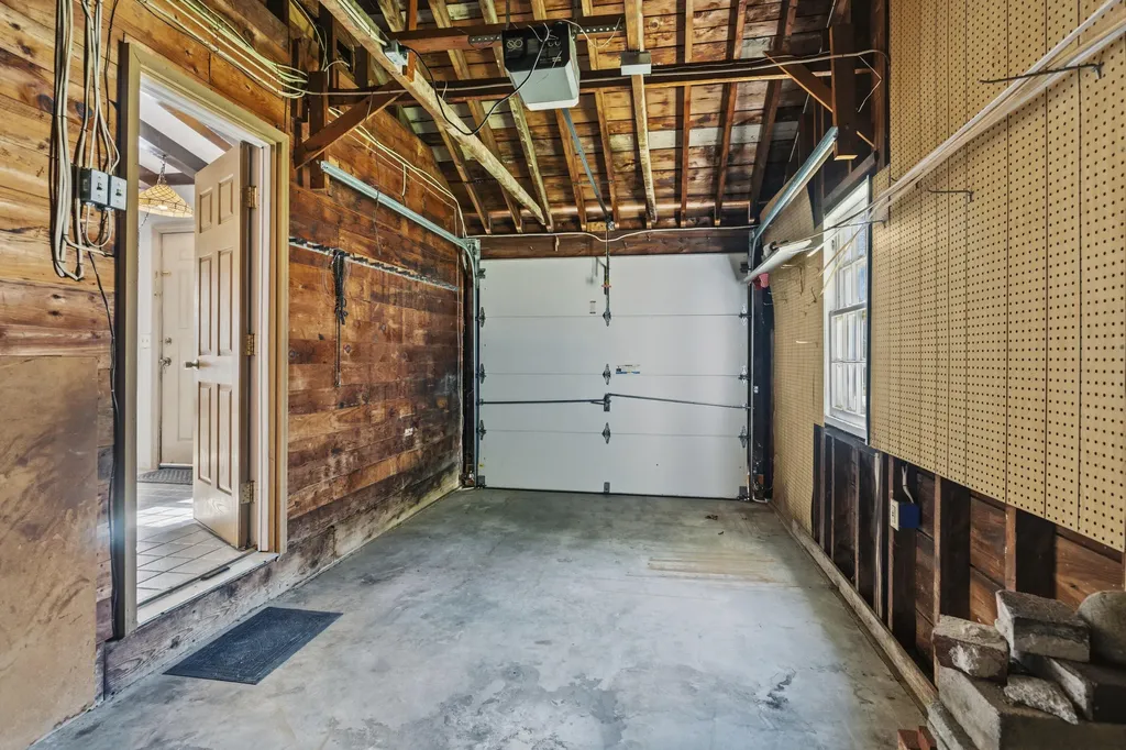 5 Pine Street Augusta ME 04330