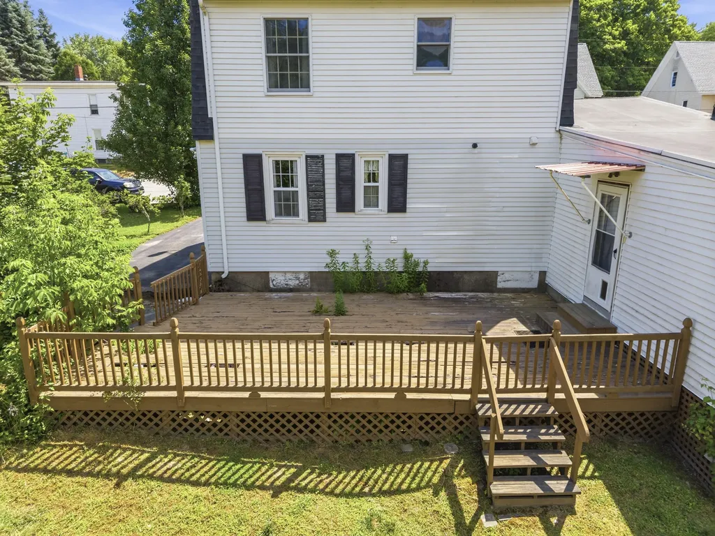 5 Pine Street Augusta ME 04330