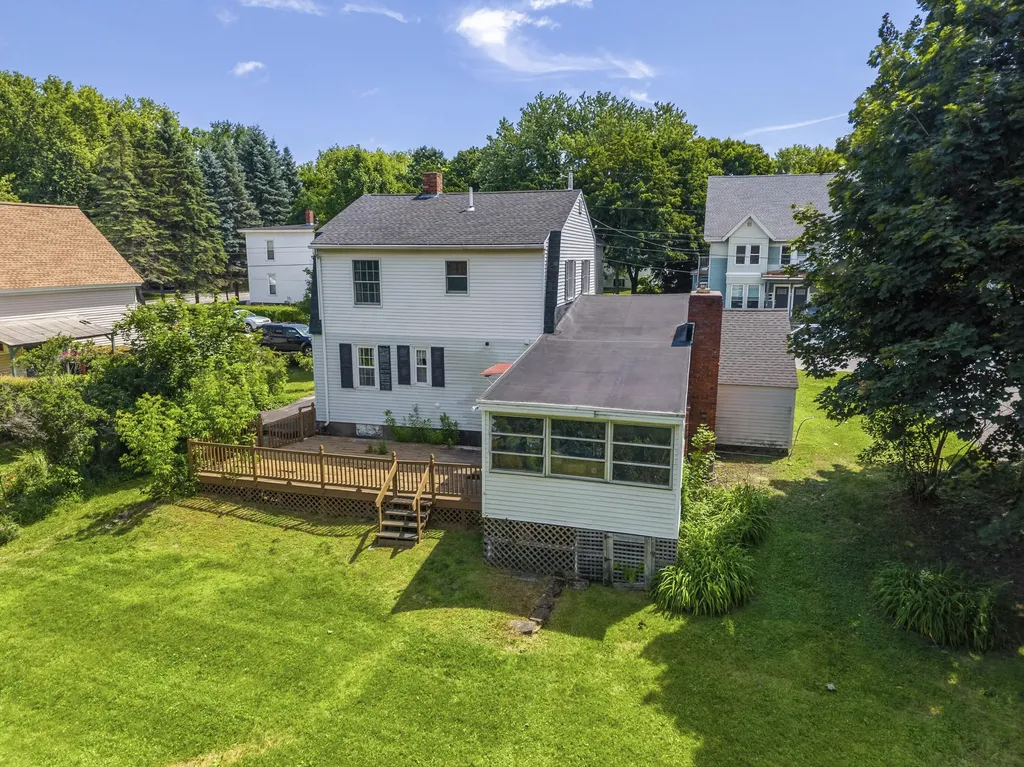 5 Pine Street Augusta ME 04330