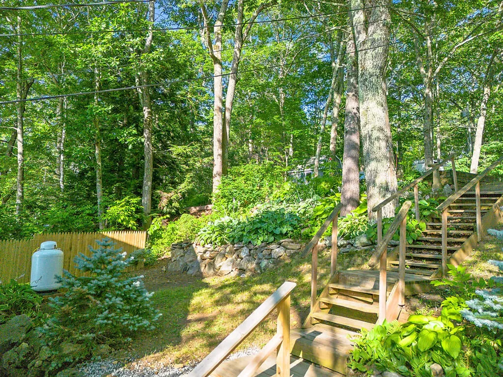 15 Spring Cove Lane Gardiner ME 04345