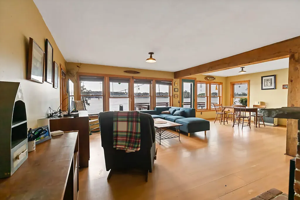 15 Spring Cove Lane Gardiner ME 04345